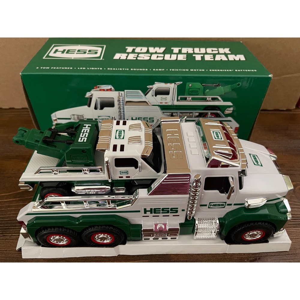 Hess Tow Truck Rescue Team-2019 Model-3 Tow Features-New In Box